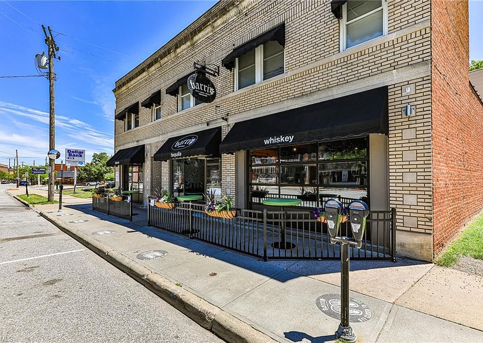 1st image of 15527 Madison Ave