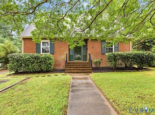 430 Greenwood Dr, Petersburg, VA 23805