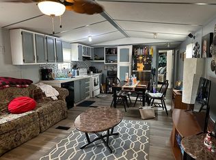 3070 Autumn Lake Dr, Louisville, KY 40272