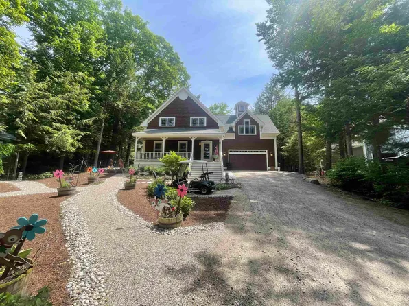 56 Kings Pine Road, Wolfeboro, NH 03894