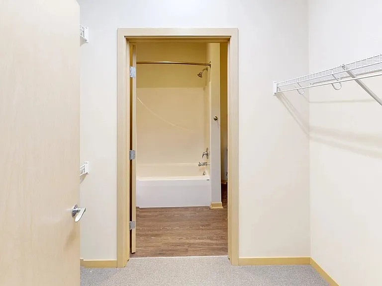 Royster Commons Apartment Homes — Photo 13