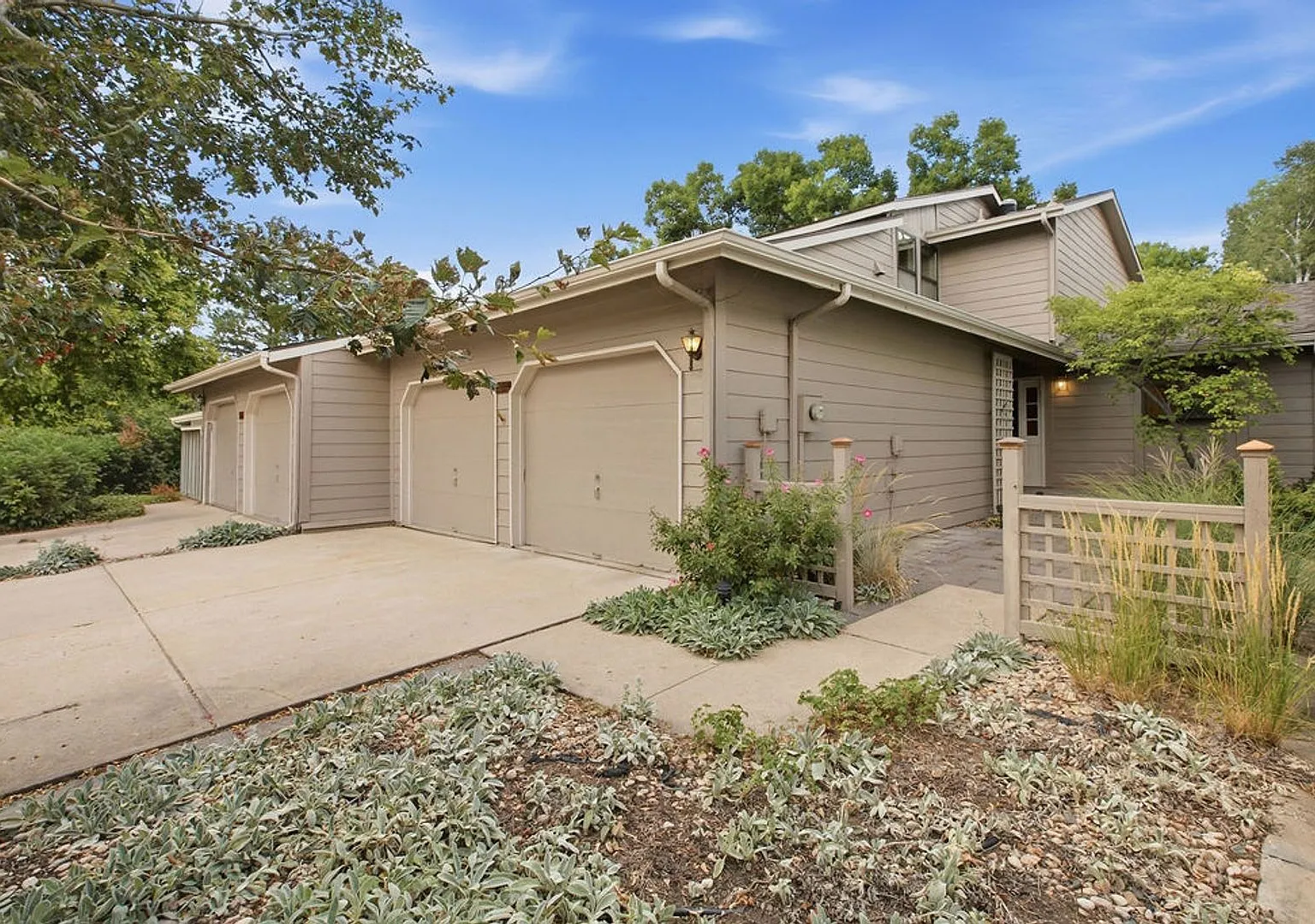 3 Bedroom Townhome near Warren Lake — Photo 2