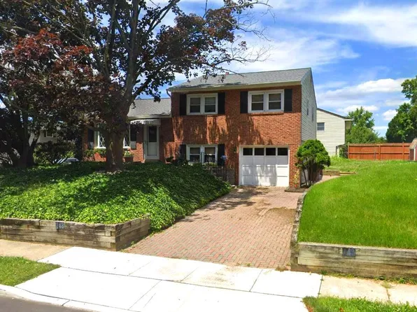243 Walnut Ave, Bellmawr, NJ 08031
