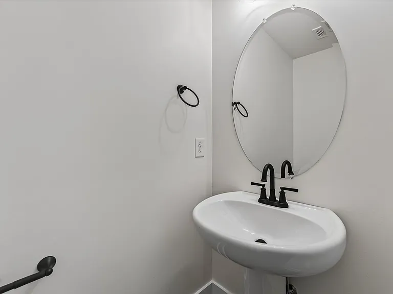 309 Front Ridge Cir — Photo 17