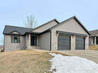 257 Forest Knoll Pl SE, Rochester, MN 55904