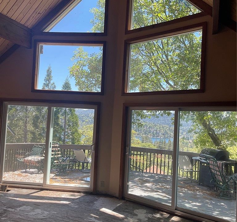 1st image of 28720 Zion Dr