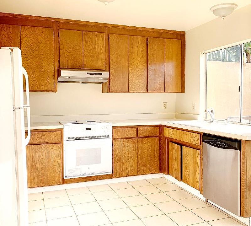 2nd image of 762 Alvarado Dr