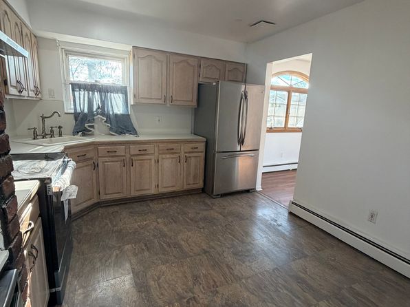 (undisclosed Address)