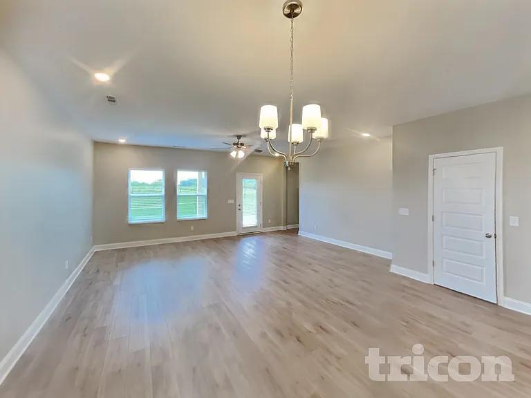 3113 Arbor Valley Rd — Photo 2