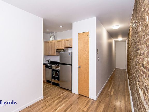 3rd image of 450 E 81st St APT 7