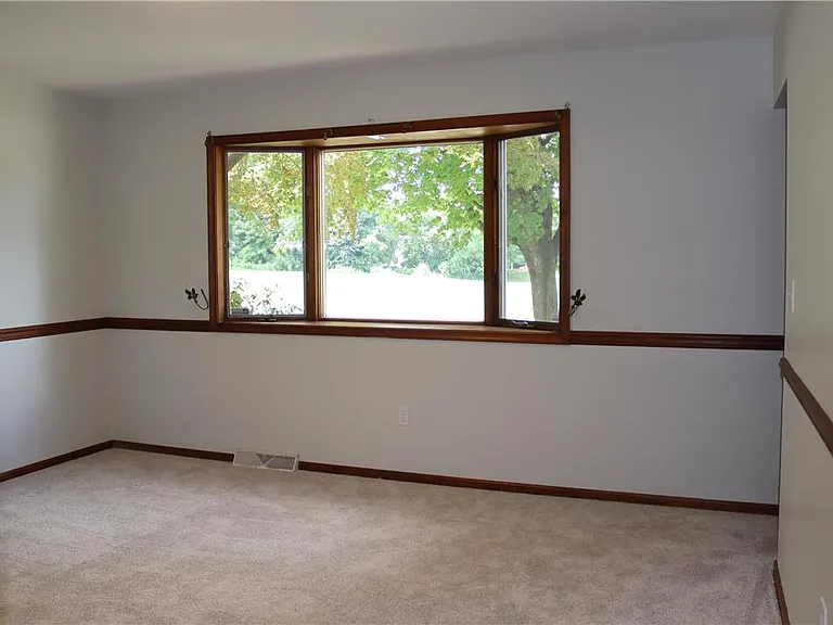 3500 Lafayette Dr — Photo 11