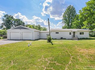 9437 Cady Rd, Jackson, MI 49201