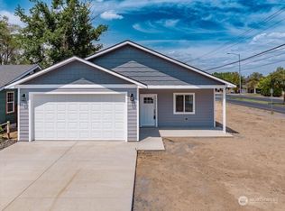 1004 W Virginia St, Moses Lake, WA 98837