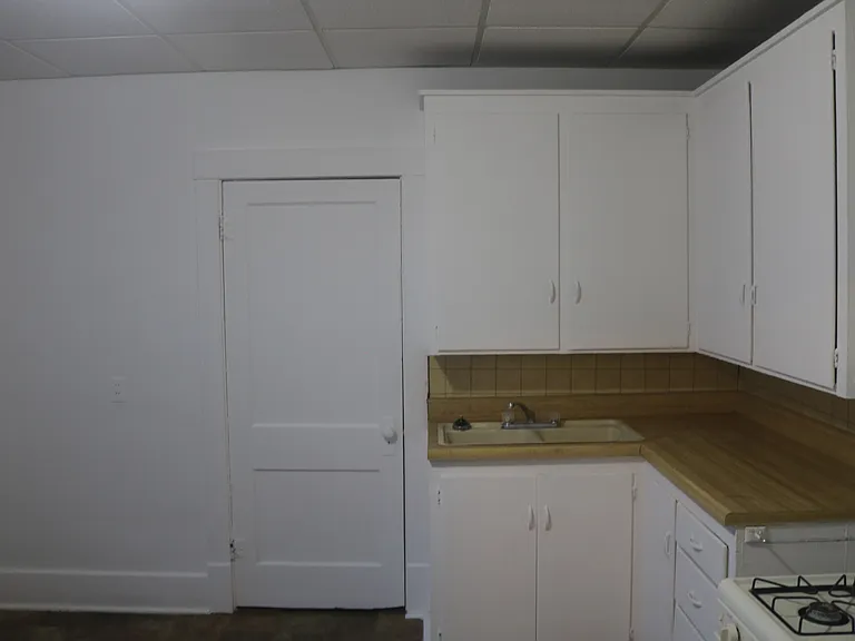 716 E 4th Ave #6 — Photo 13