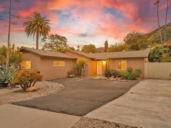 7907 Poplin Dr, Santee, CA 92071