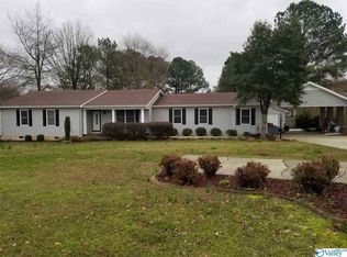 17196 Newby Chapel Rd, Athens, AL 35613