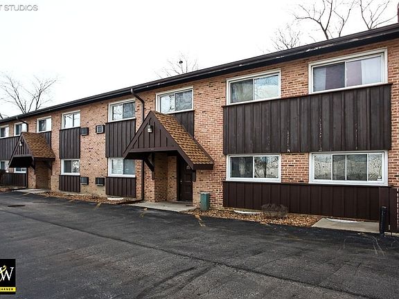 5th image of 2205 Arbor Cir APT 28
