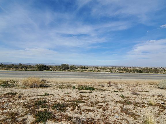 2nd image of Antelope Highway & West St #138