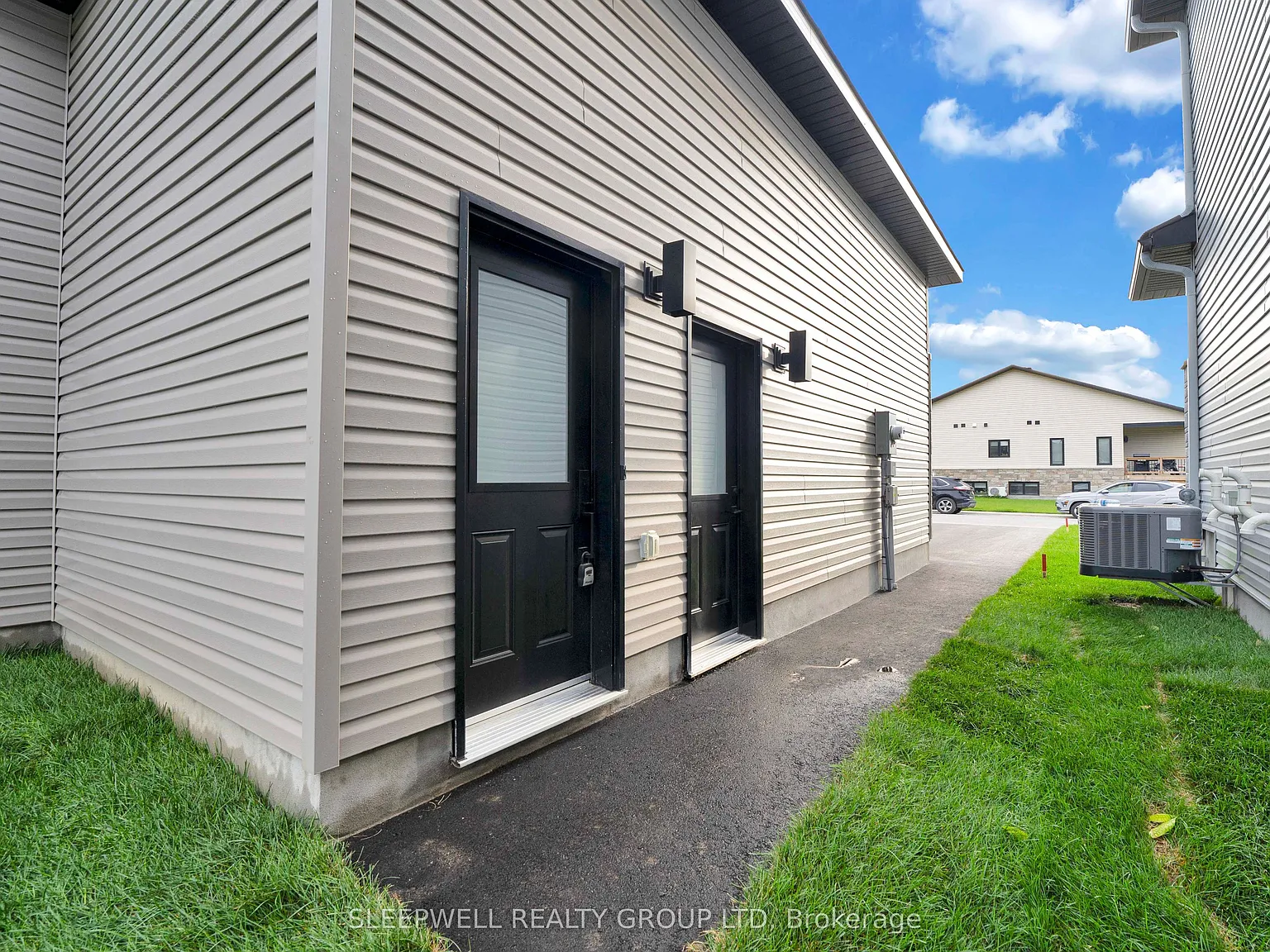 2 bed, $1,995 — Photo 3