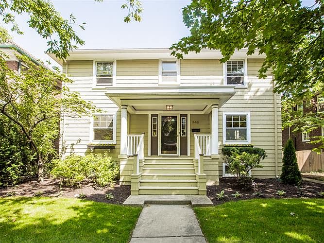 1st image of 846 Columbian Ave