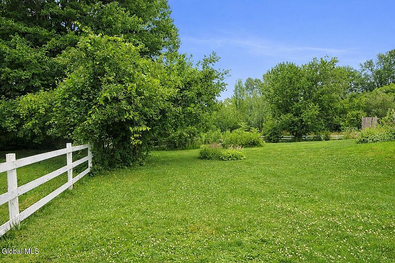 5th image of 616 Swaggertown Road
