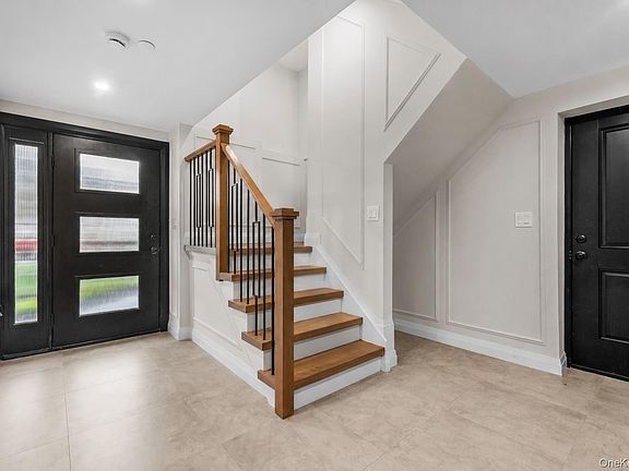 3rd image of 3 Pleasantview Drive