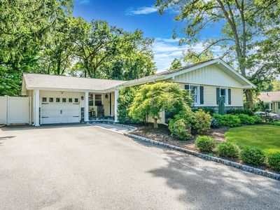 85 Eagle Lane, Hauppauge, NY, 11788