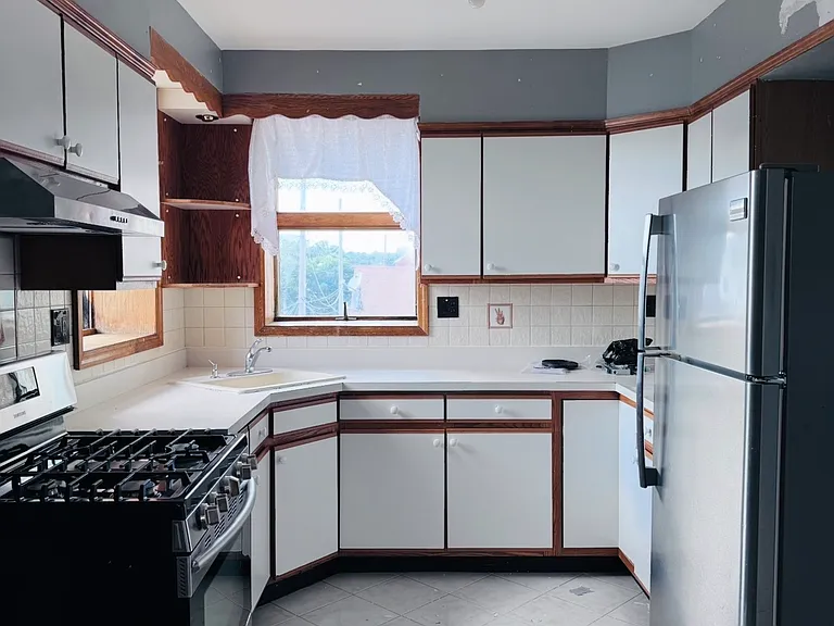 79 Saint Marys Ave #3 — Photo 1