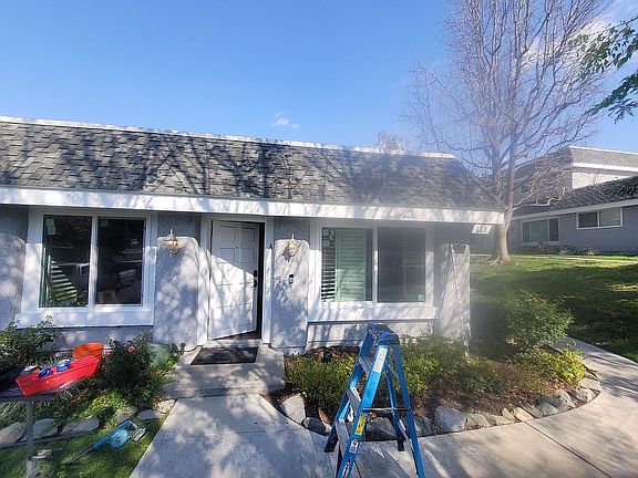 4th image of 118 N Kodiak St APT A