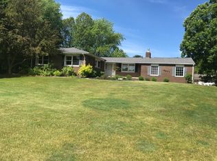 6977 Westbourne Dr, Chelsea, MI 48118