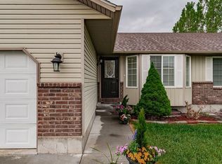 4428 High Desert Dr, Ammon, ID 83406