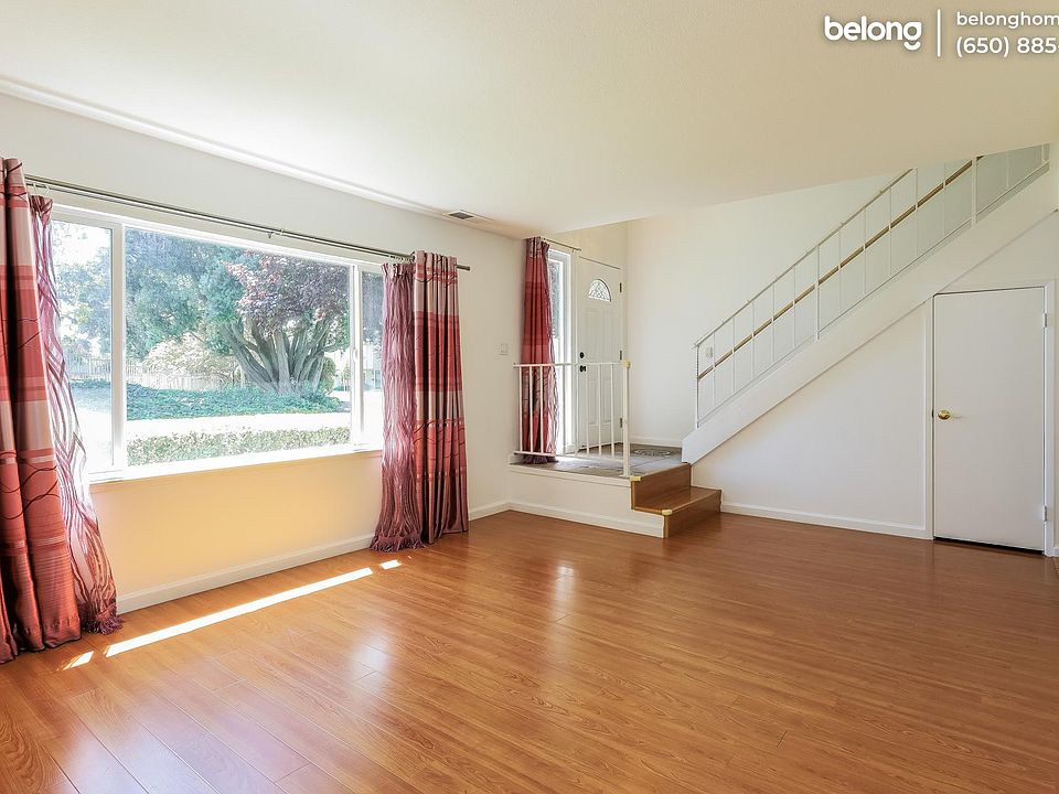 1st image of 750 Pinta Ln