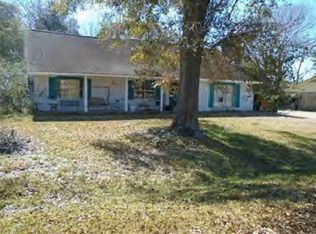 160 E Smith St, Sour Lake, TX 77659