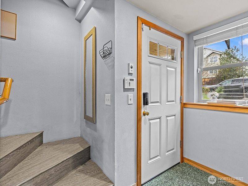 4th image of 9010 18th Avenue SW #B