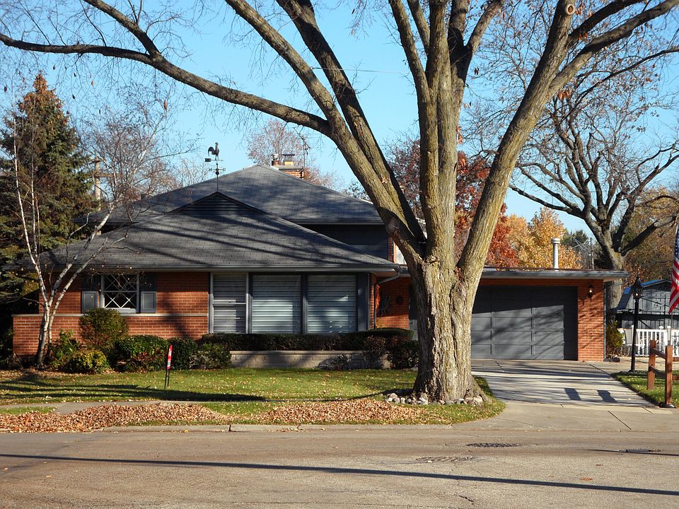 Front of house