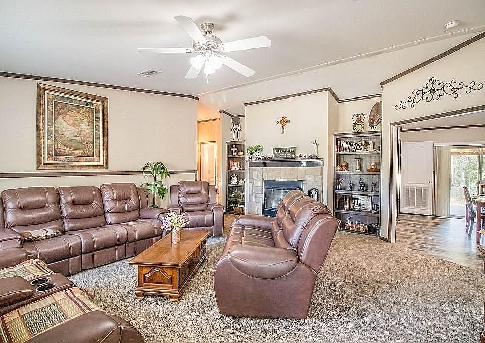 1st image of 1211 Scenic Dr