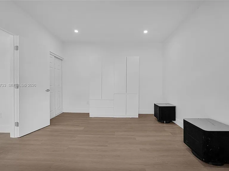 21 NE 48th St #2 — Photo 9