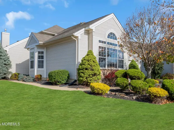 45 Tuscany Circle, Manchester, NJ 08759