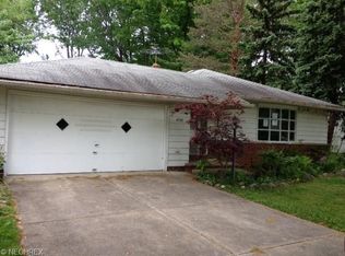 4501 Whitehall Dr, South Euclid, OH 44121