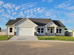 923 Red Wood Ct, Nyssa, OR 97913