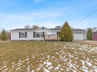 4135 Sixteen Mile Rd NW, Kent City, MI 49330