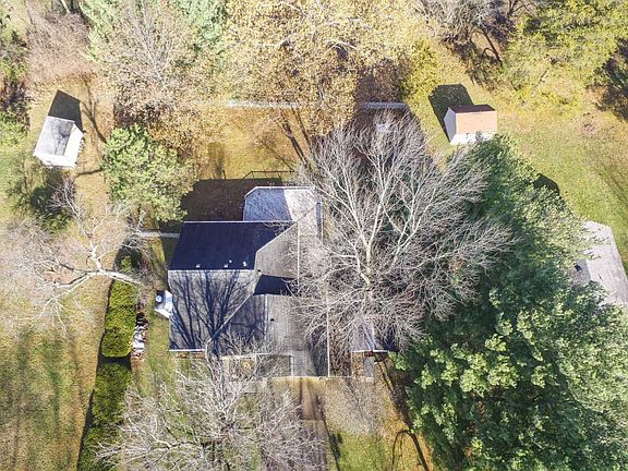 5th image of 78 E Hiawatha Dr