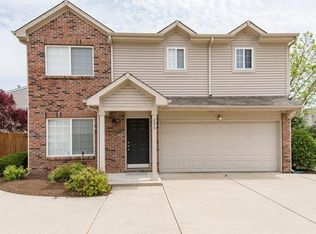 596 Scotch Pine Dr, Greenwood, IN 46143