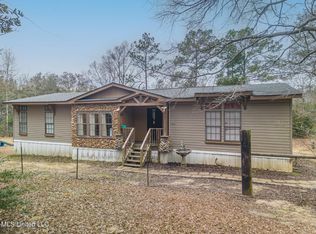 7207 Plantation Rd, Vancleave, MS 39565