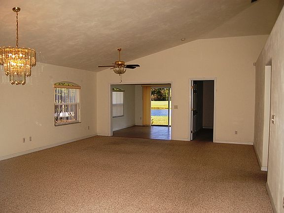 5th image of 1823 Turnbull Lakes Dr