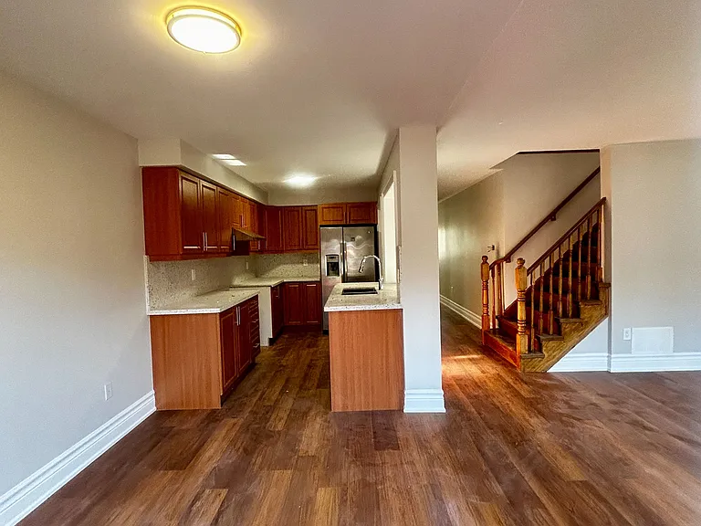 56 Coyote Cres #MAIN — Photo 11