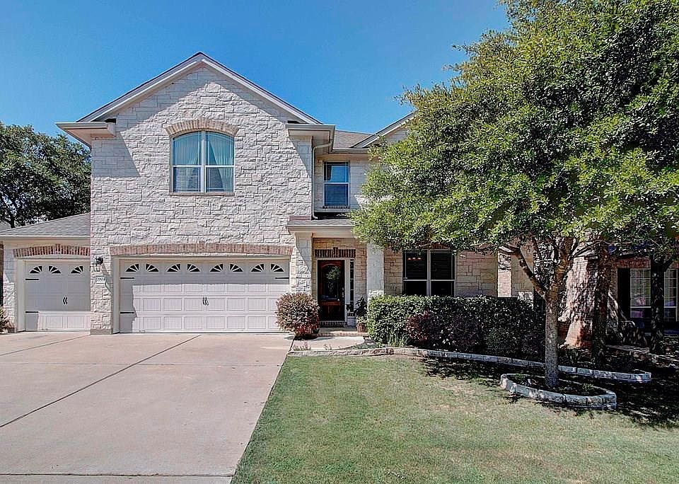 1st image of 7904 Alophia Dr