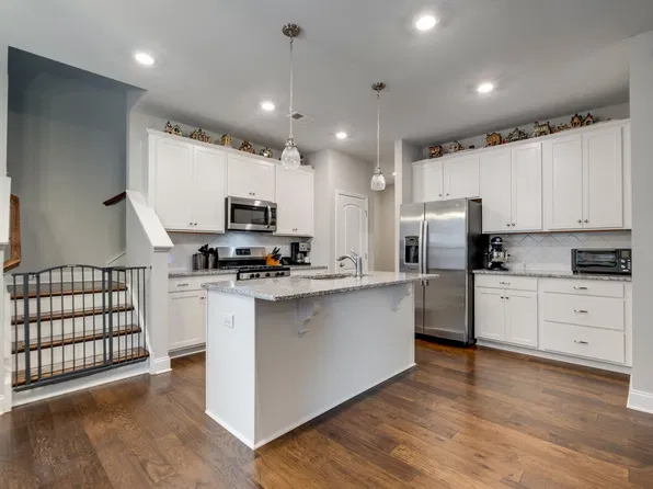 907 Nance Ln, Lebanon, TN 37087