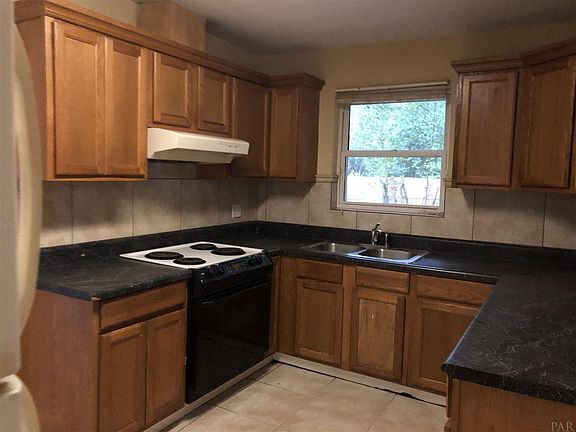 5th image of 1152 Webster Dr