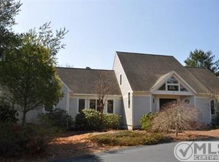 30 Cairn Ridge Rd, East Falmouth, MA 02536